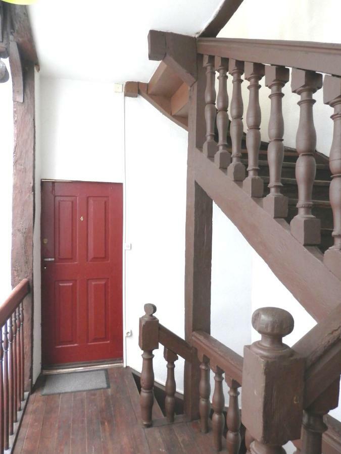 Couette Et Cafe Cyrano Apartment แบร์เฌอรัก ภายนอก รูปภาพ
